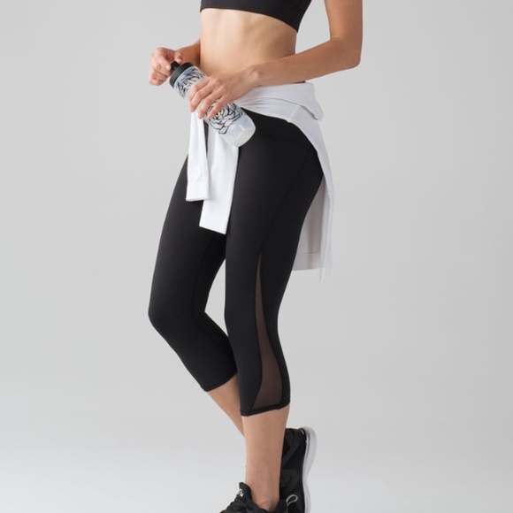 Lululemon Train Times Crop (17") - Black - Picture 4 of 7